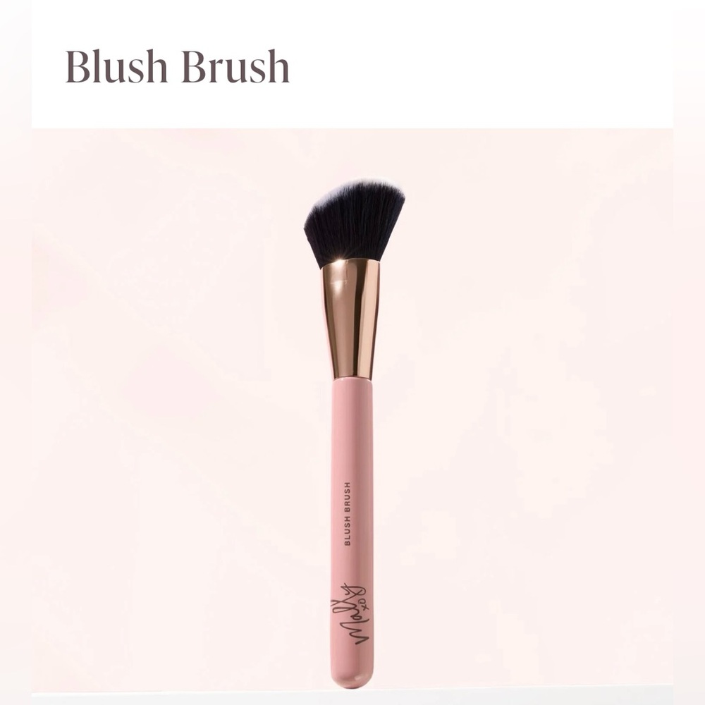 Mally Blush Brush 🩷 Brand New 🩷